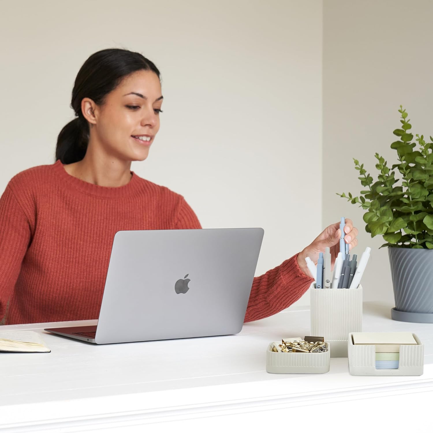 3-Piece Concrete Desk Organizer Set with Pen & Note Holders - Image 4